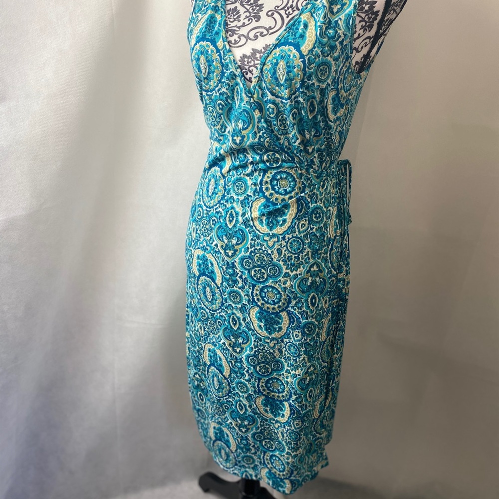 BCBG It’s a wrap! - Picture 2 of 8